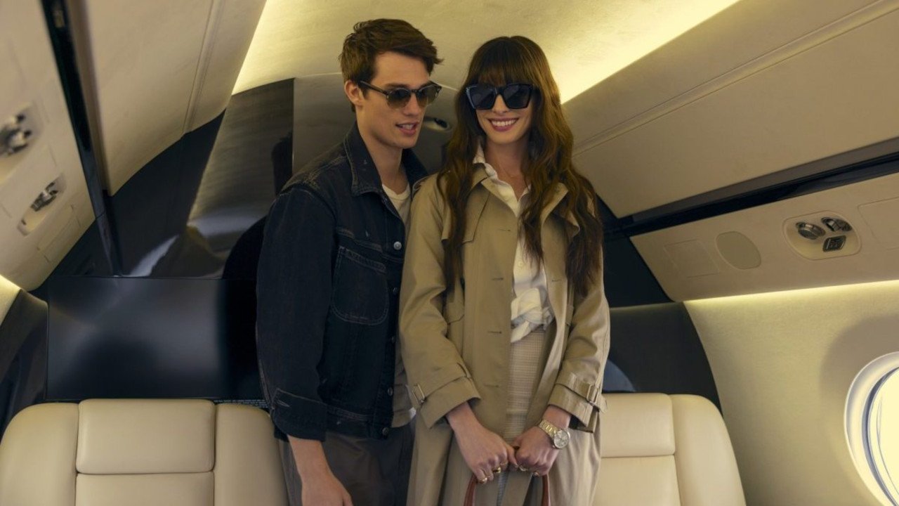 "The Idea of You": Anne Hathaway Brilla in una Rom-Com Dolceamara - Recensione